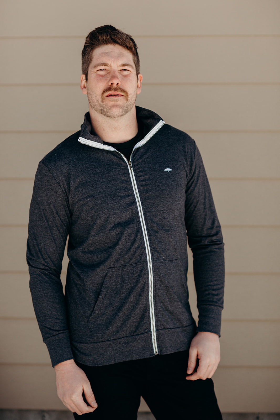 Unisex Lightweight Hoodless Zip-Ups