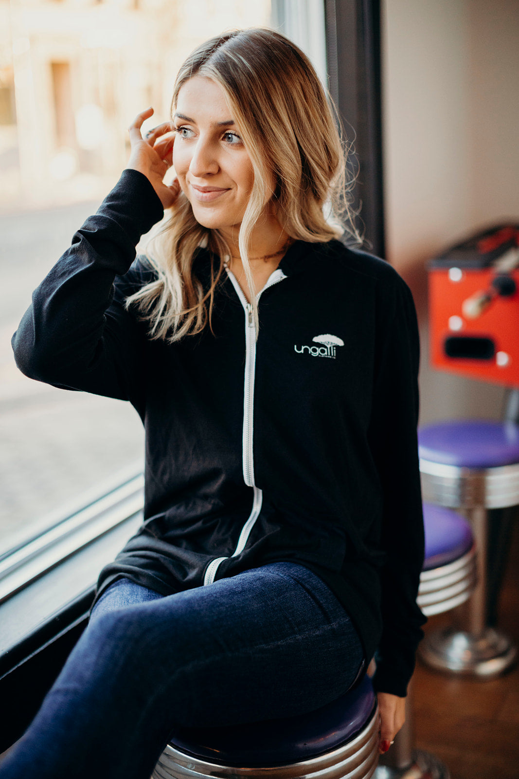 Unisex Lightweight Zip-Ups