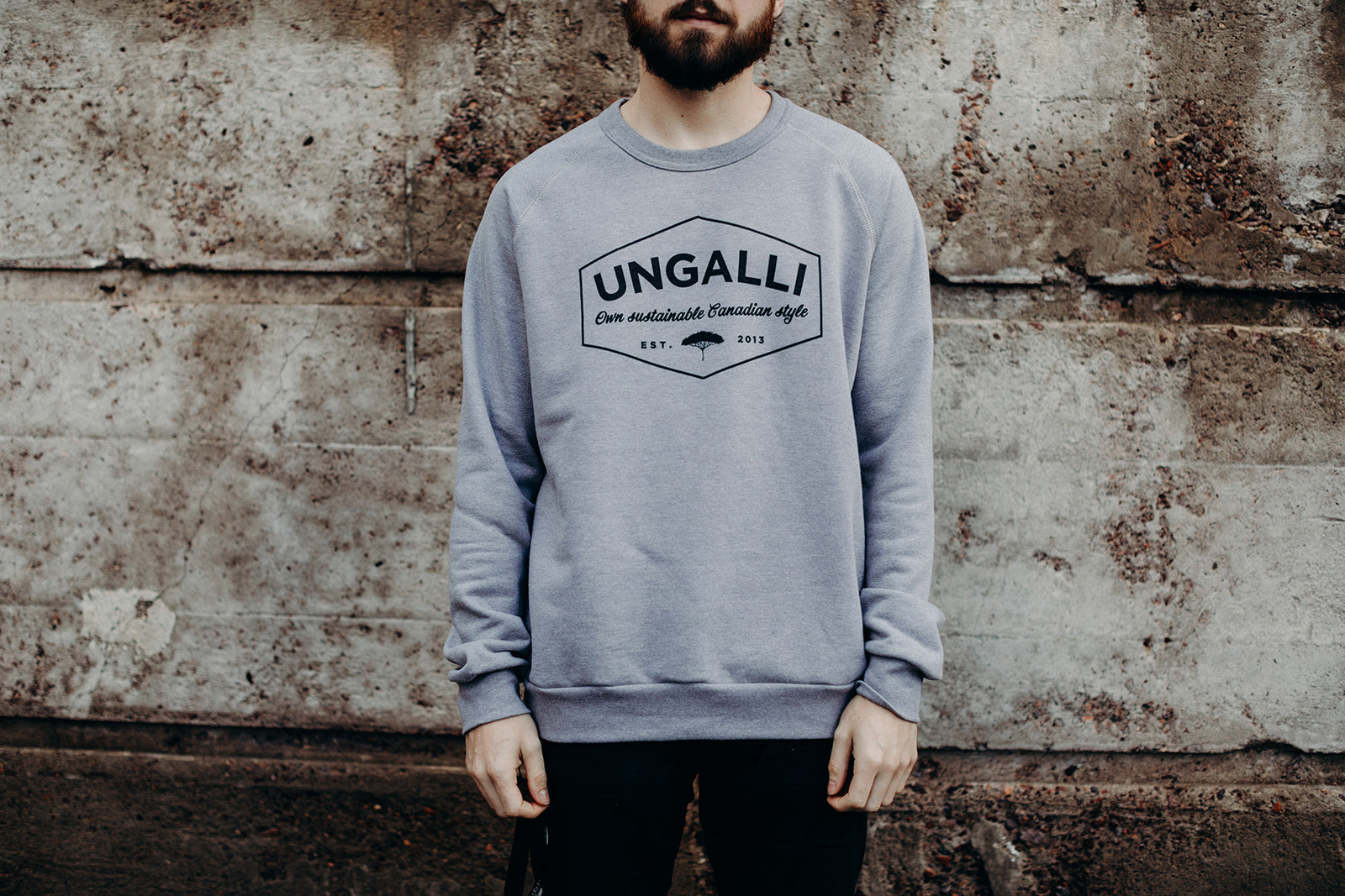 Patch Crew Neck Pullover