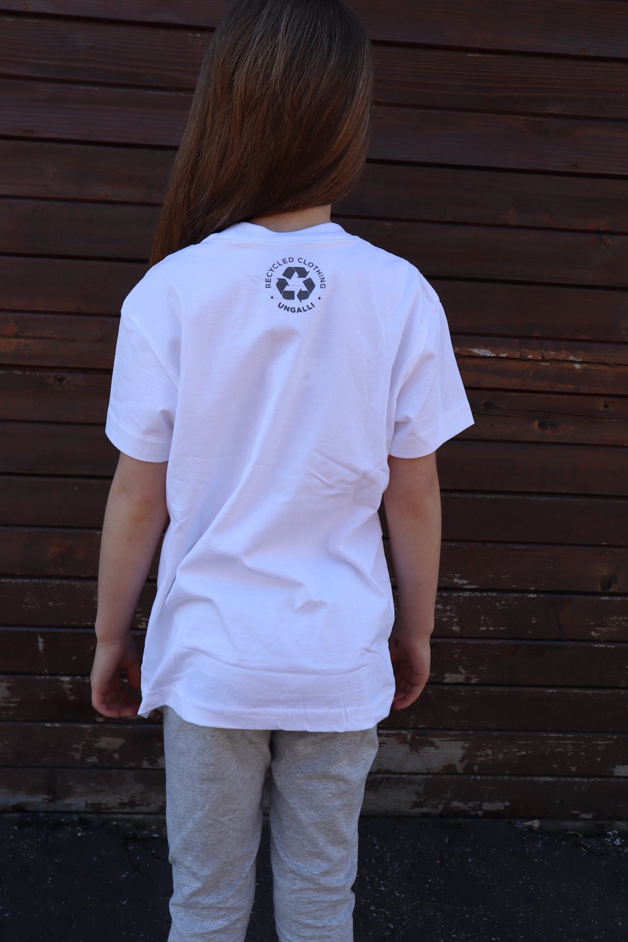 Kid's organic short sleeve white t-shirt with grey design on front