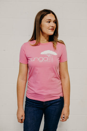Women's recycled pink short sleeve t-shirt with Ungalli logo