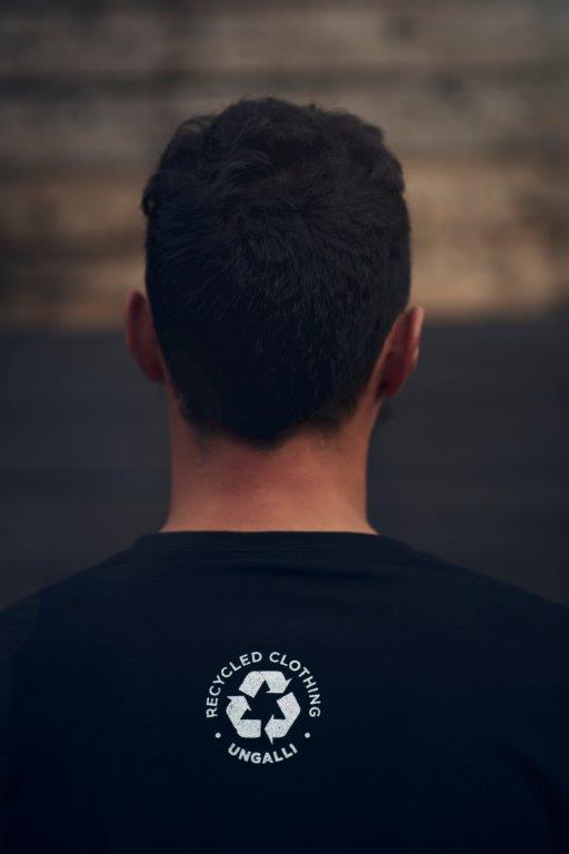 Men's (unisex) sustainable long sleeve black shirt with white Ungalli logo on front
