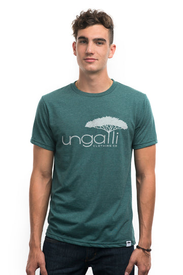Unisex organic green t-shirt with white Ungalli logo on front